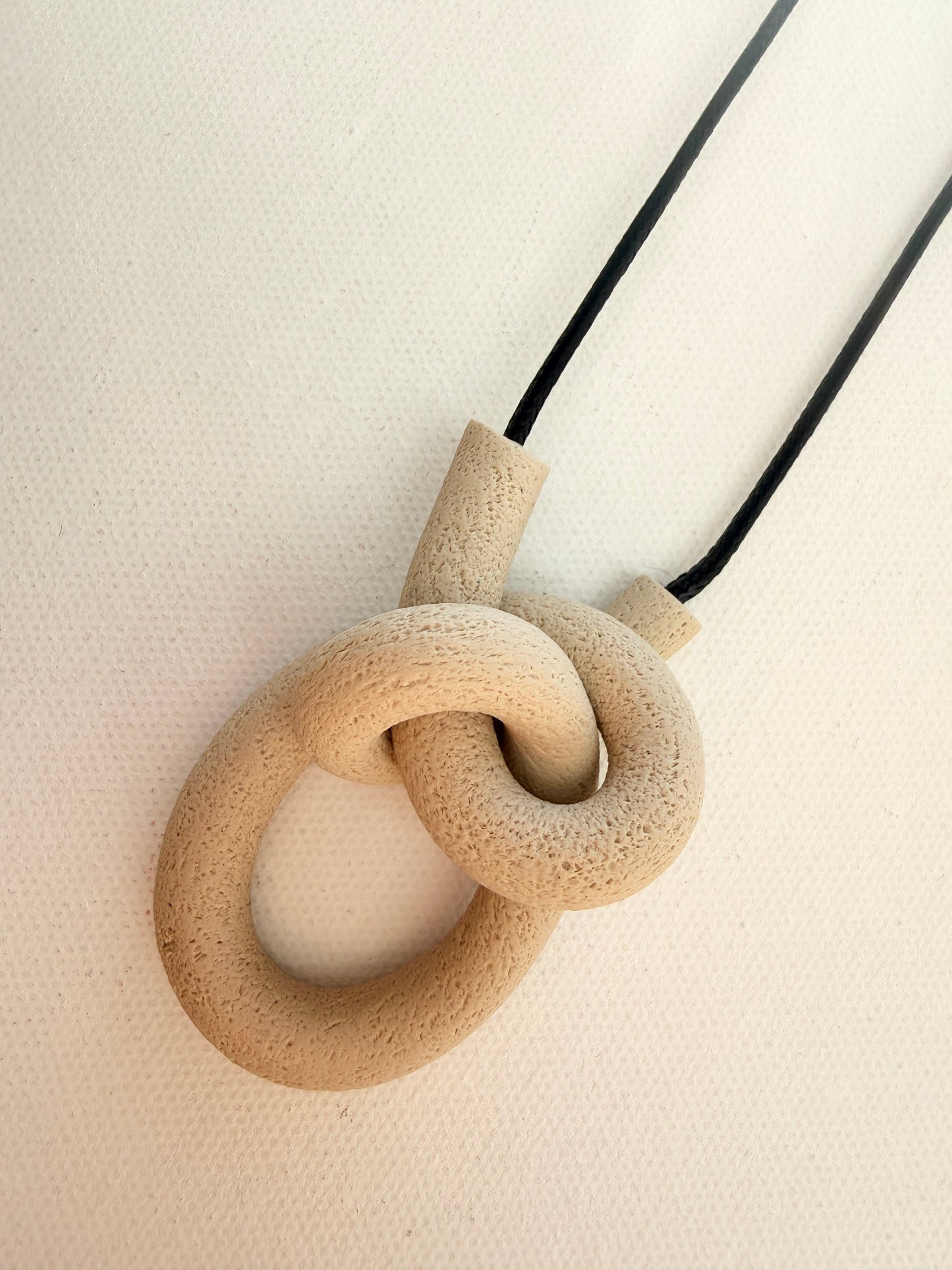 CELI BEIGE NECKLACE FG