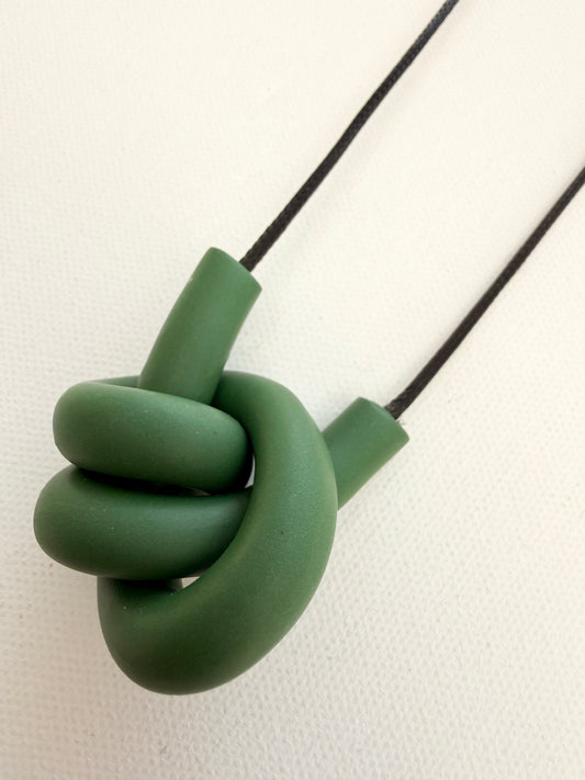 CELI GREEN NECKLACE FL