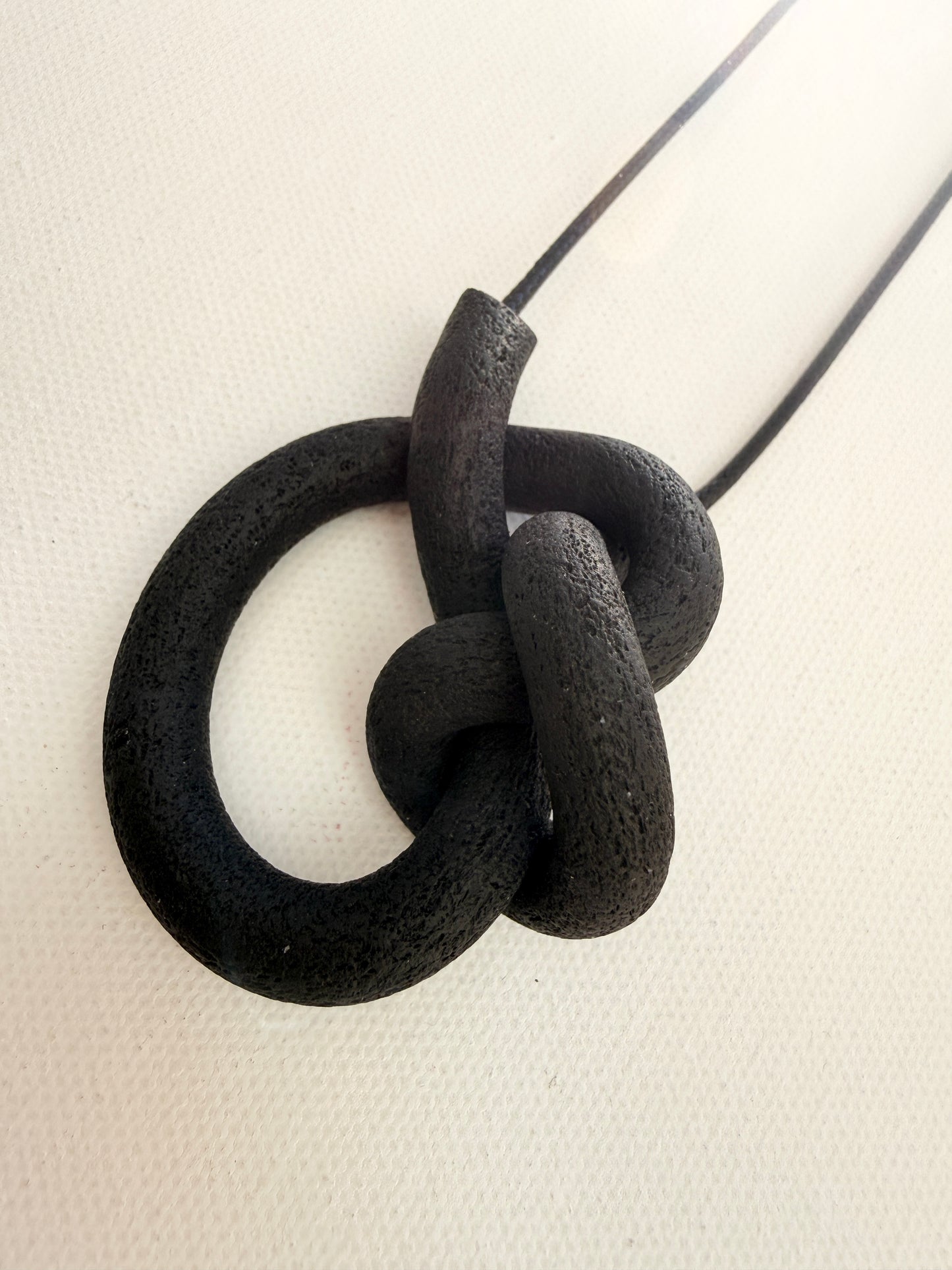 CELI BLACK NECKLACE FF
