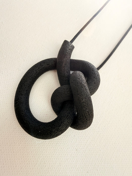 CELI BLACK NECKLACE FF