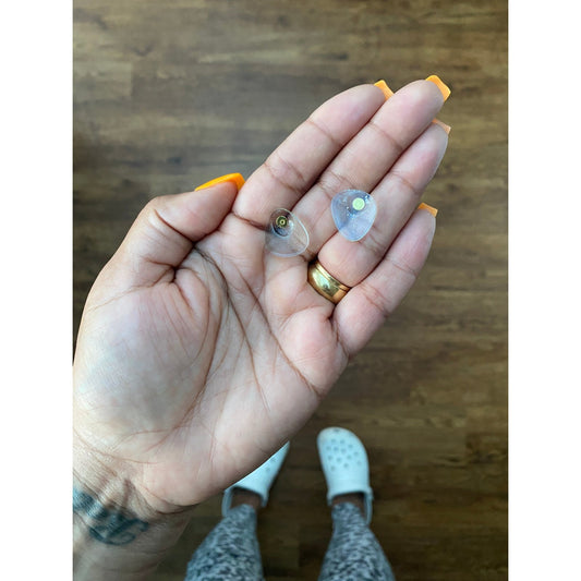GLASS PEBBLES EA